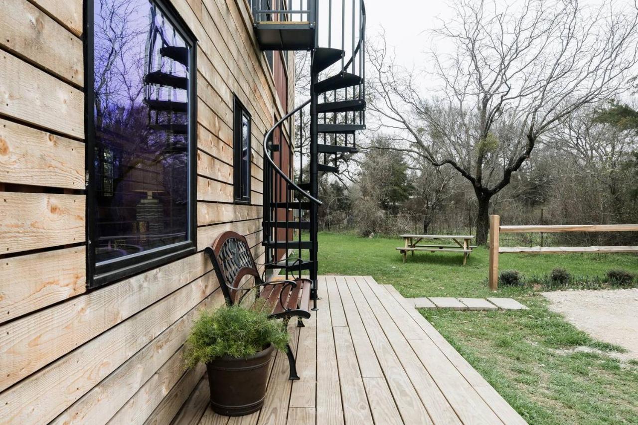 Stunning Cargohome Near Waco, Magnolia And Baylor Exterior foto